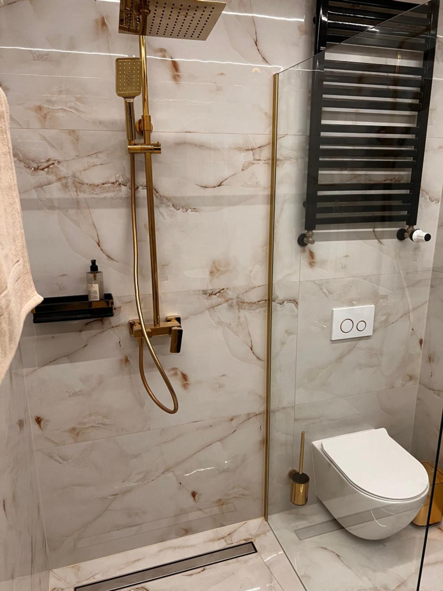 Goldowy Apartament Konin Konin  Ngoại thất bức ảnh